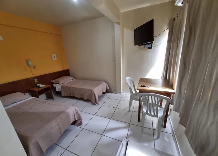 Resort: Ambassador Hotel