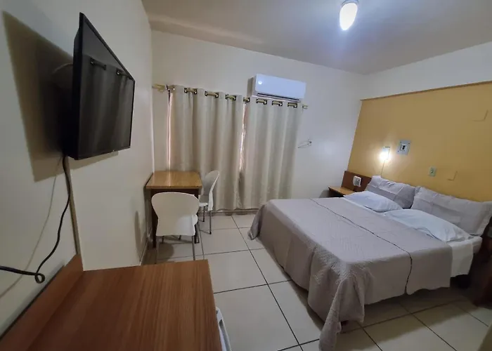 Resort: Ambassador Hotel